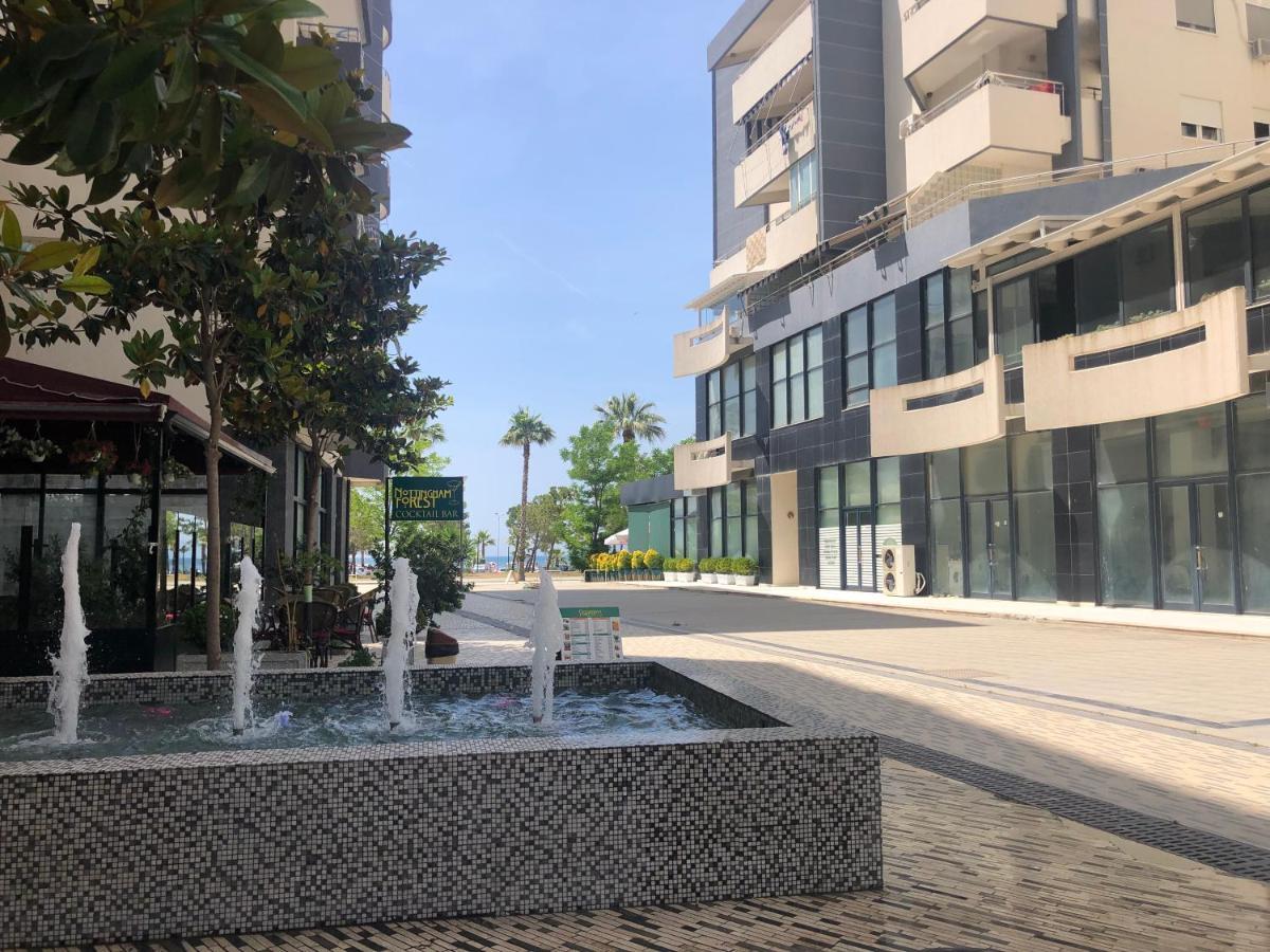Jordan'S Hotel Vlorë Екстериор снимка